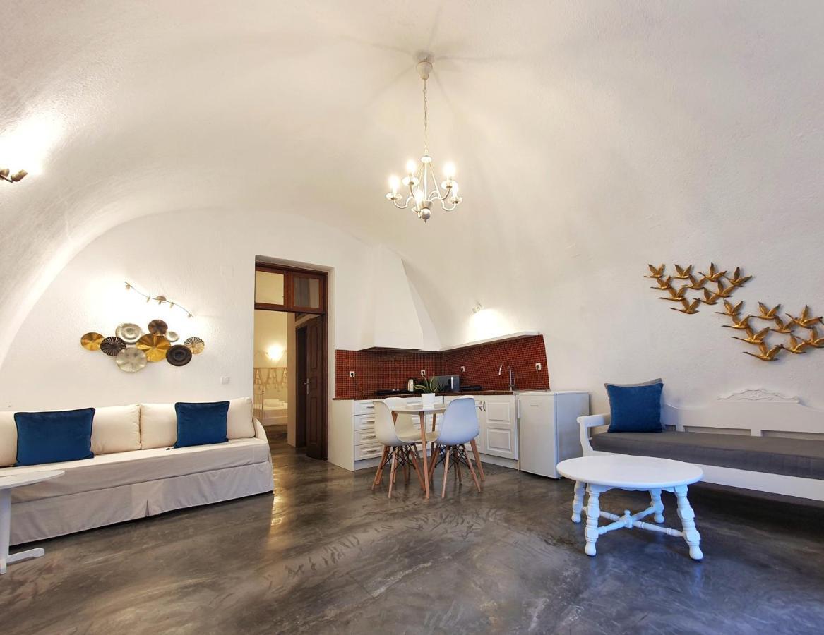 Navita Cave Houses Тира Экстерьер фото